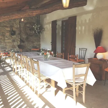 Le Moulin D'escoutoux Thiers